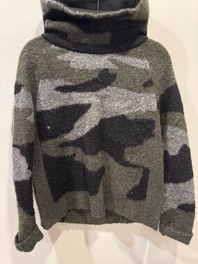 RD Style (Anthropologie) Olive/Gray/Black Camo Turtleneck Sweater